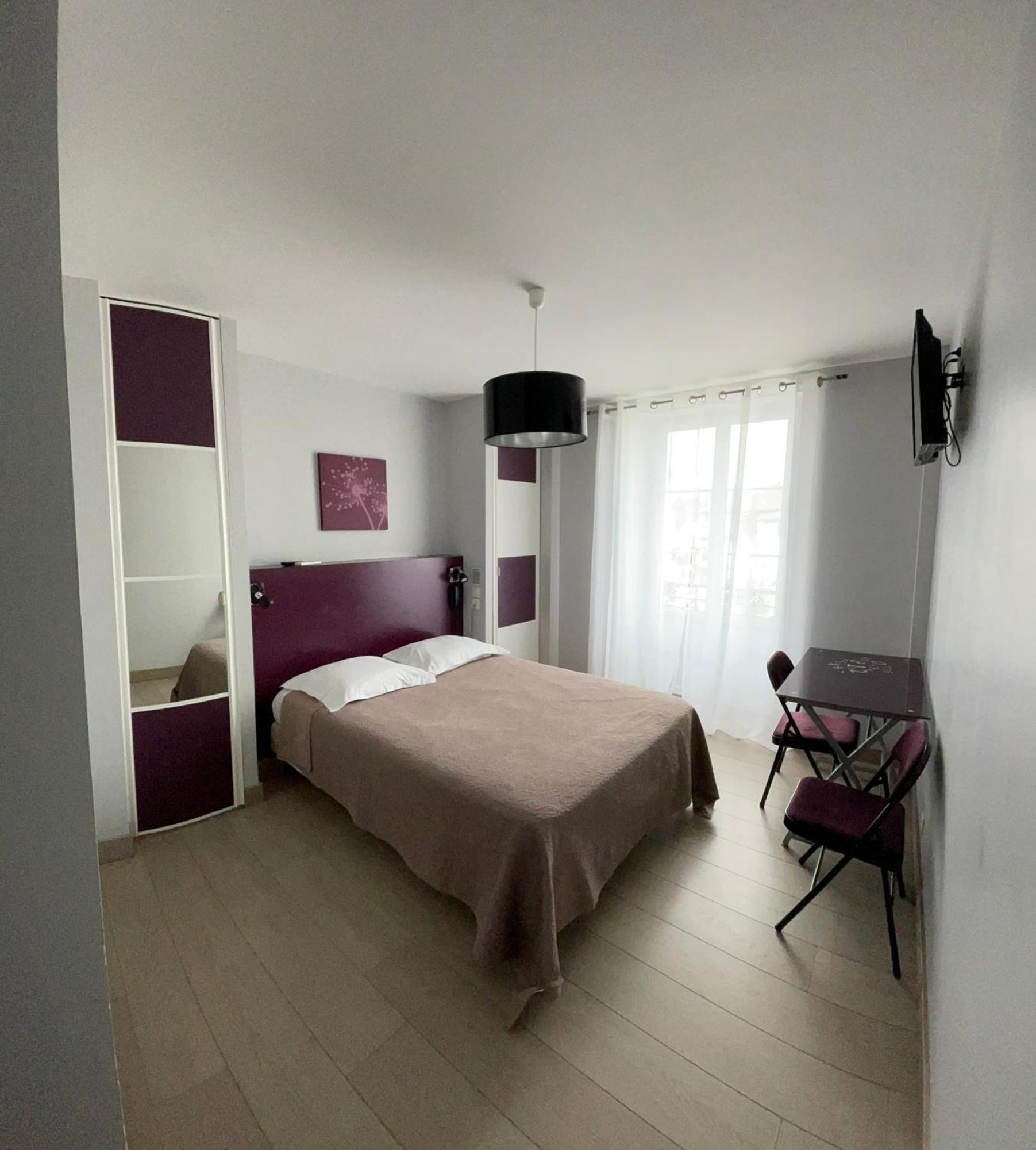 Hotel Mendy Saint-Jean-le-Vieux  Екстериор снимка