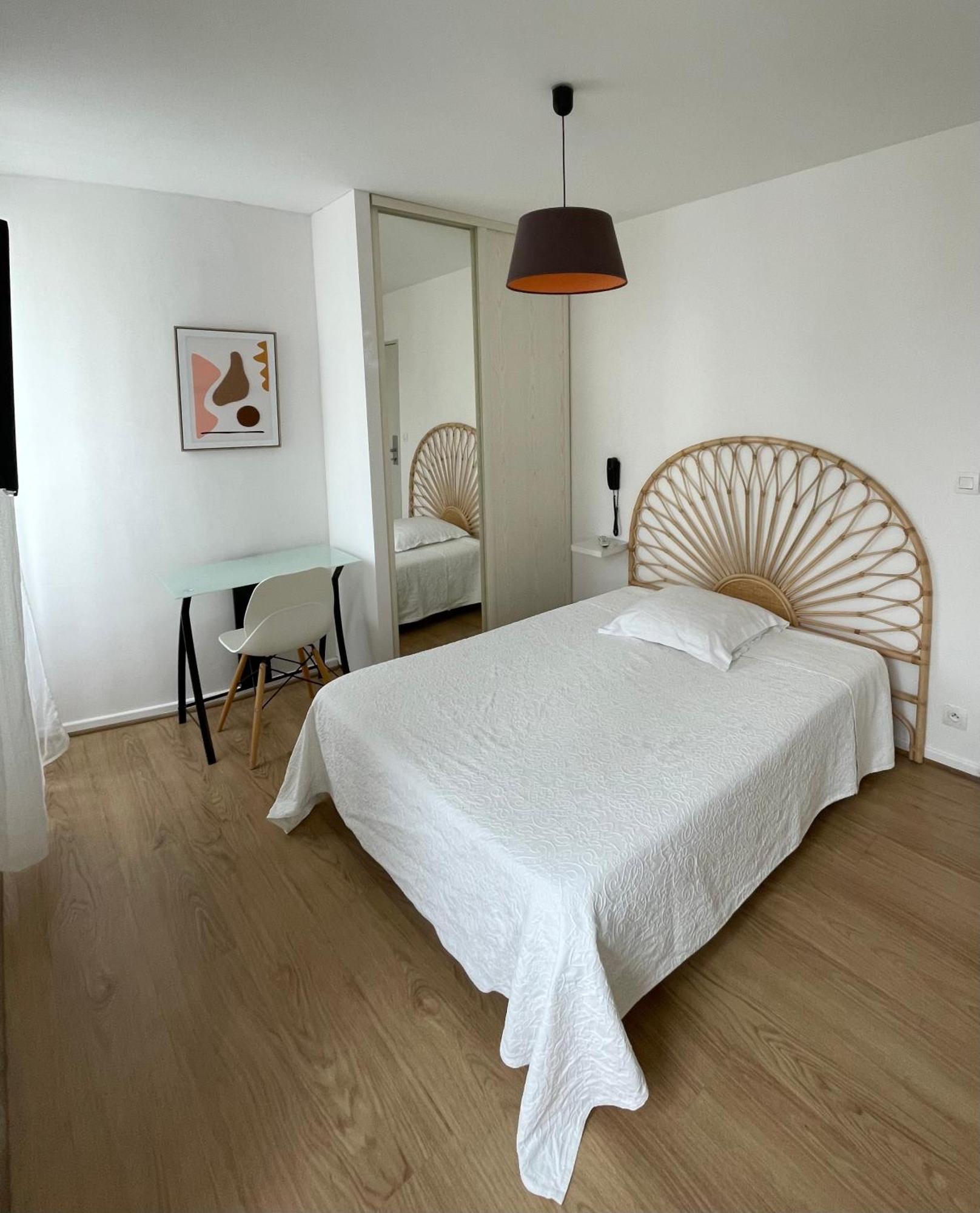 Hotel Mendy Saint-Jean-le-Vieux  Екстериор снимка